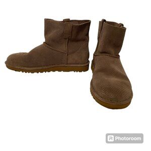 UGG WOMENS BOOTS BOOTIES GRAY PERFORATED SUEDE LEATHER LOW UNLINED
